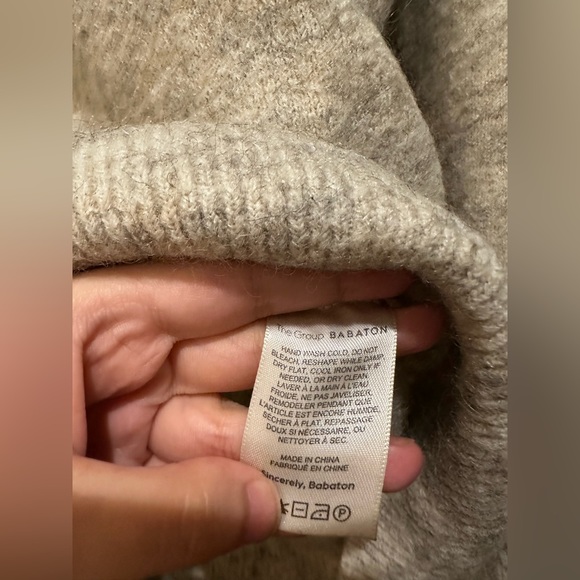 Aritzia The group of Babaton alpaca wool blend women Thurlow Sweater 2XS Small. - Picture 7 of 8